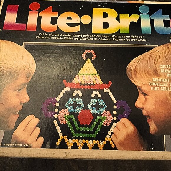 Vintage - Lite Brite - 90's - Includes Original Pins and Box!! - Picture 1 of 4